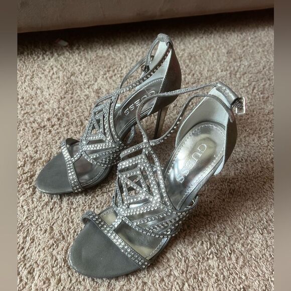 Guess Women’s Silver Heels Size 6 - Picture 1 of 5